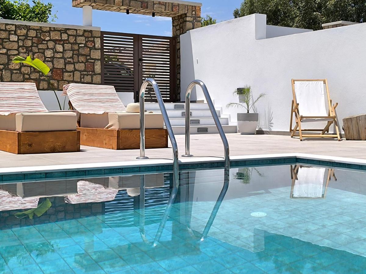 Valantina's & Mannouel Luxury Villa Lardos