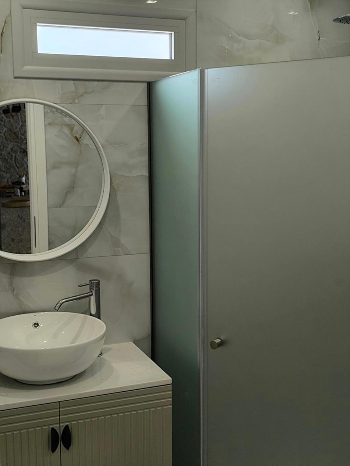 Villa Valantina's & Mannouel Luxury Lardos