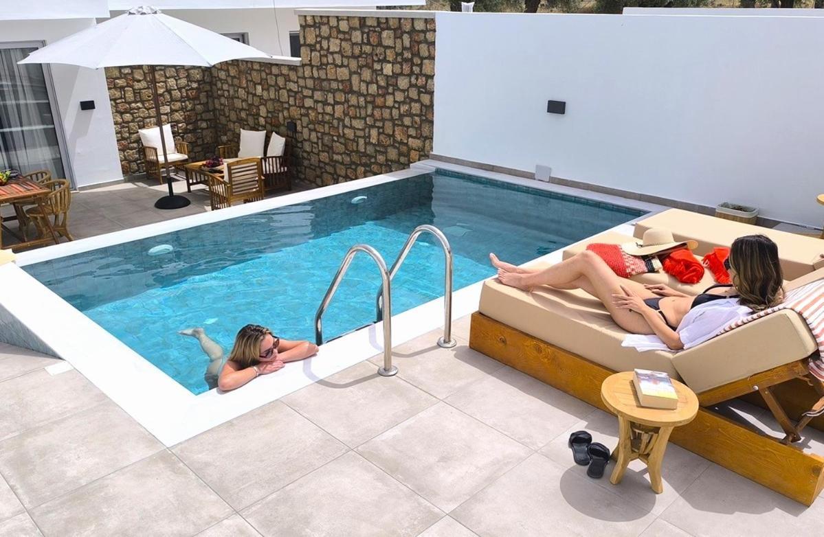 Valantina's & Mannouel Luxury Villa *